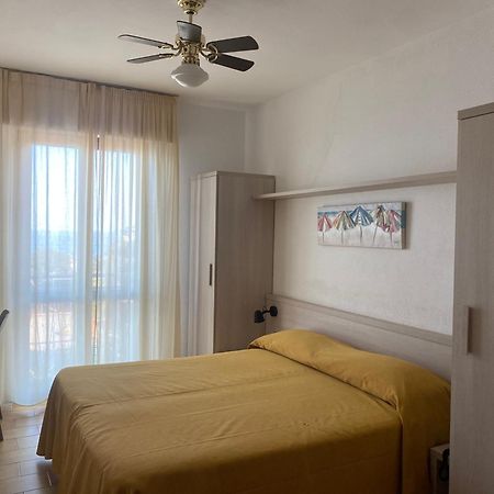 Ulivo Hotel Diano Marina Exterior photo