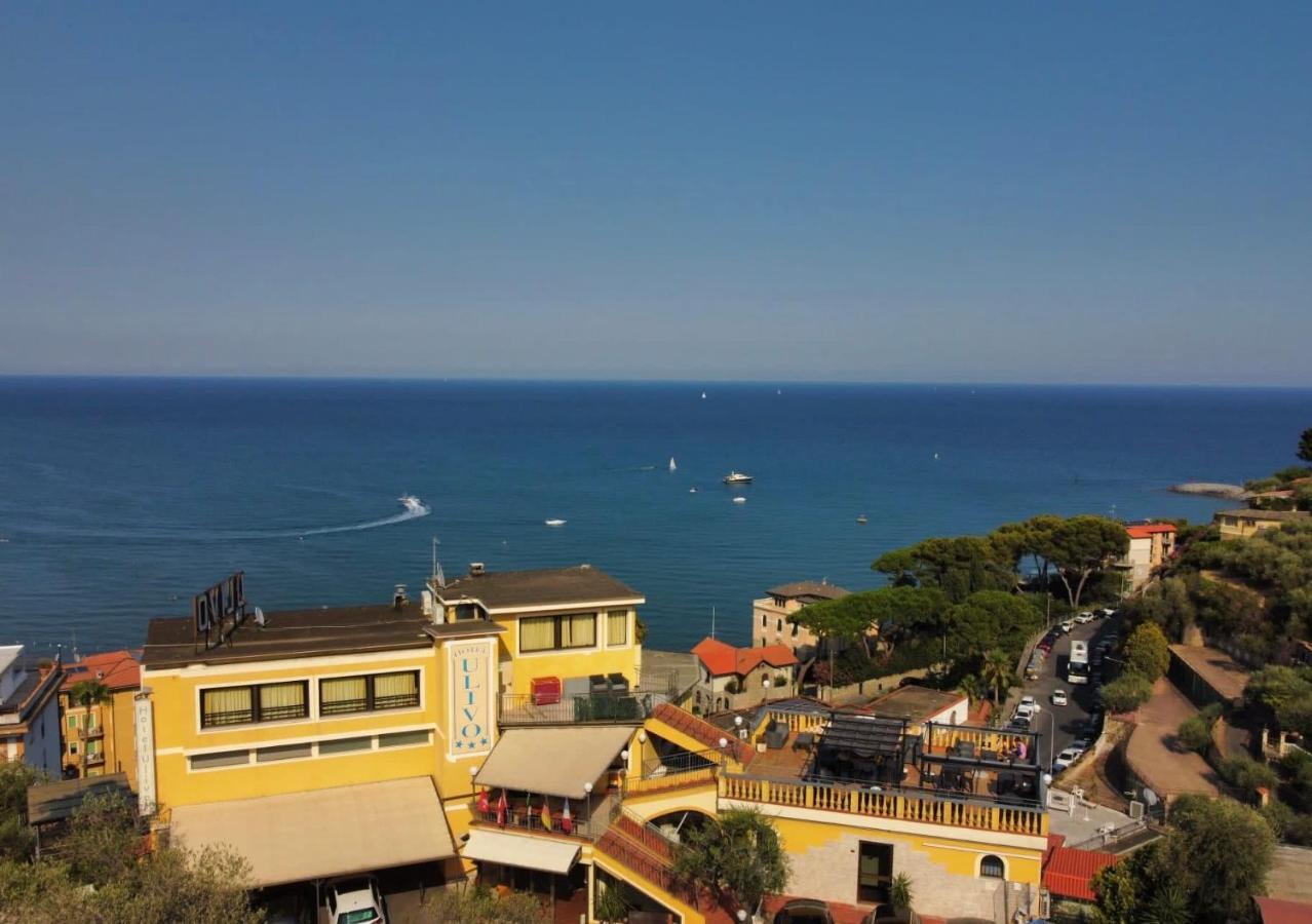 Ulivo Hotel Diano Marina Exterior photo