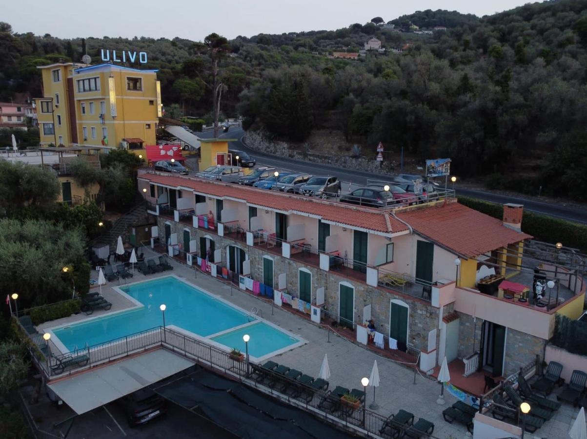 Ulivo Hotel Diano Marina Exterior photo